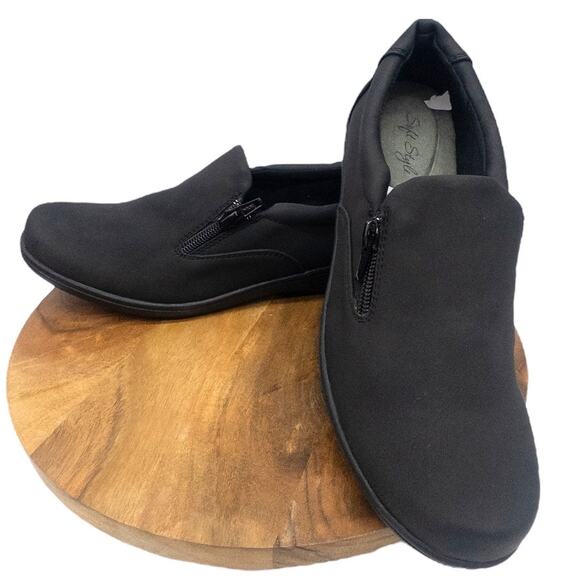 Soft Style  Joella Black Flats Loafer Women's Size 8 - Picture 2 of 8